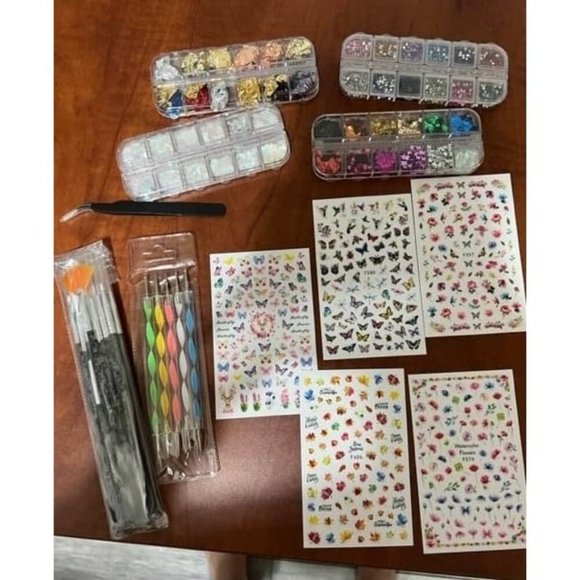 New Nail Art Kit, Nail Art Brushes Set, Nail Art Dotting Tools, Nail Stickers - Picture 1 of 2